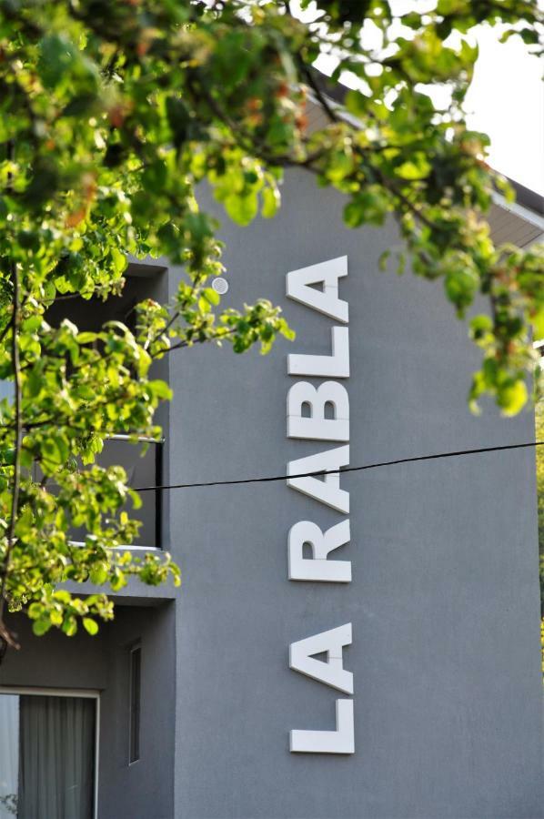ホテル La Rabla ドゥボバ エクステリア 写真